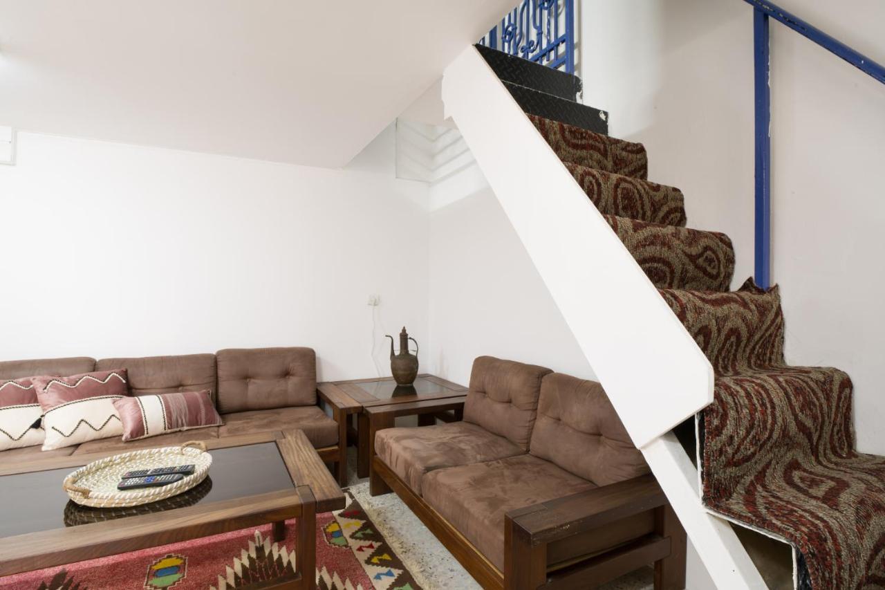 Lovely & Budget Apartment At The Center, Gardens & German Colony Хайфа Екстериор снимка